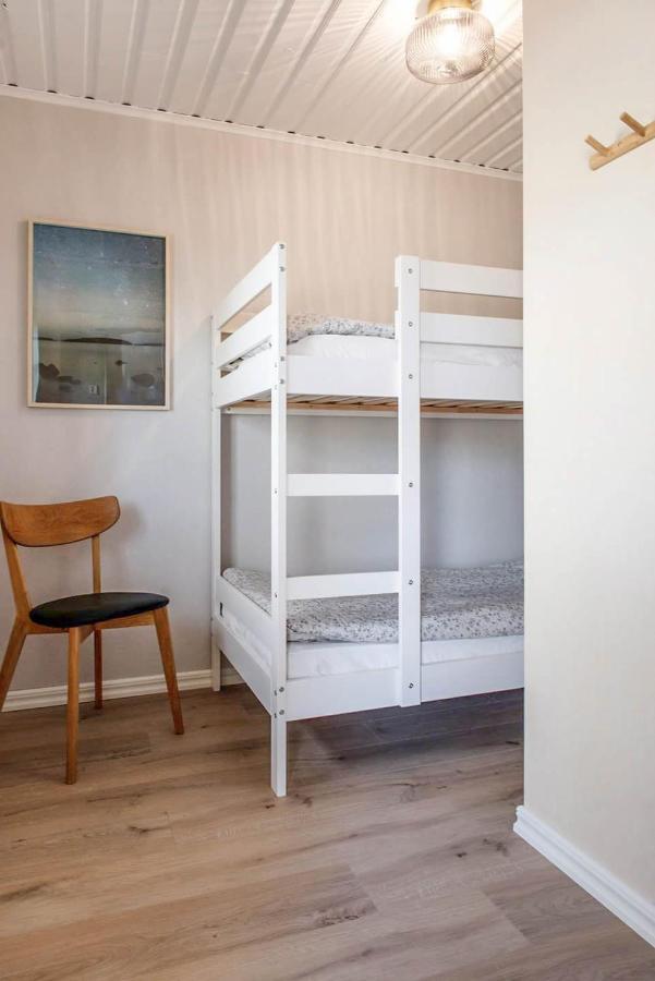 Nyrenoverat Gardshus Pa Havstomt Med Hoeg Standard Örnsköldsvik Εξωτερικό φωτογραφία